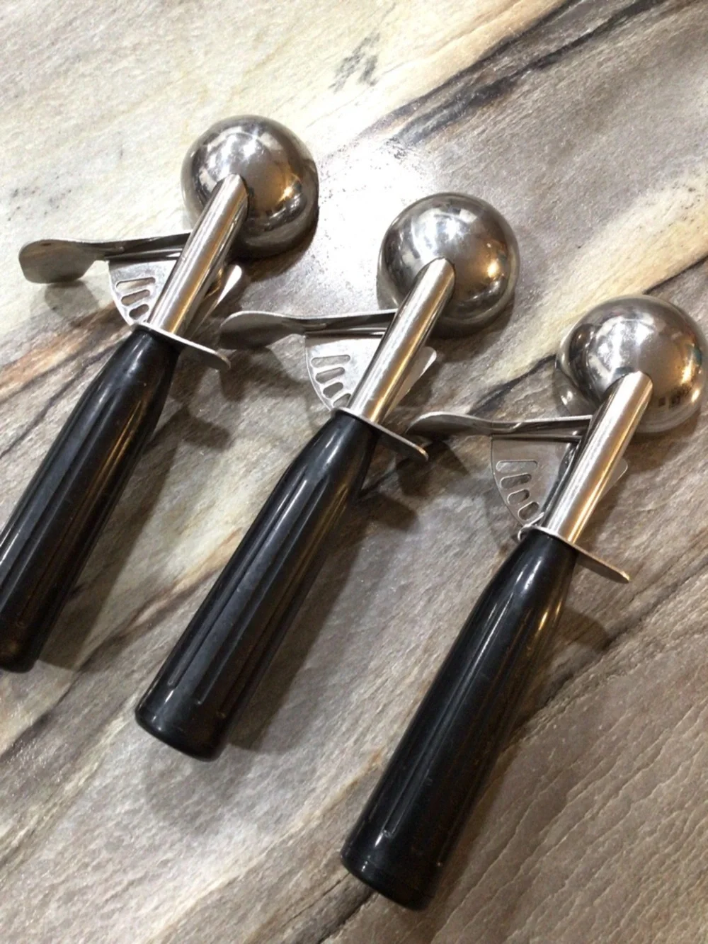 Set of 3 Thunder Group #30 Ice Cream Dishers 1oz Black Handle NSF